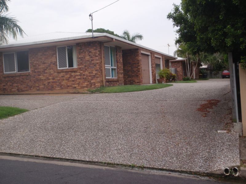 3/4 Private Street, Allenstown QLD 4700