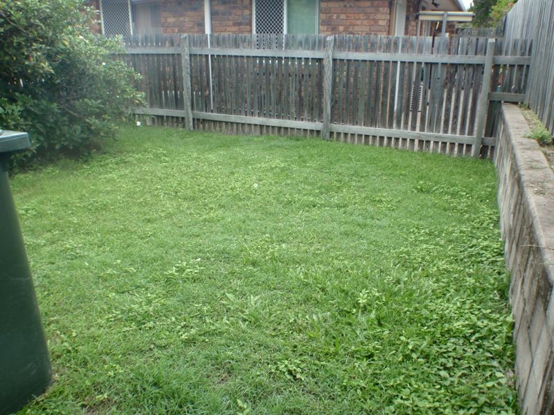 3/4 Private Street, Allenstown QLD 4700