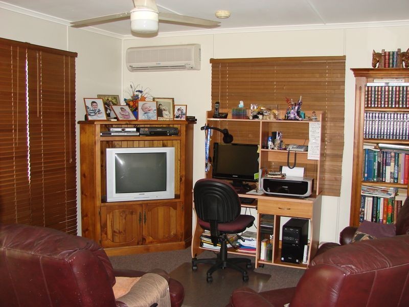 96 Edward Street, Berserker QLD 4701