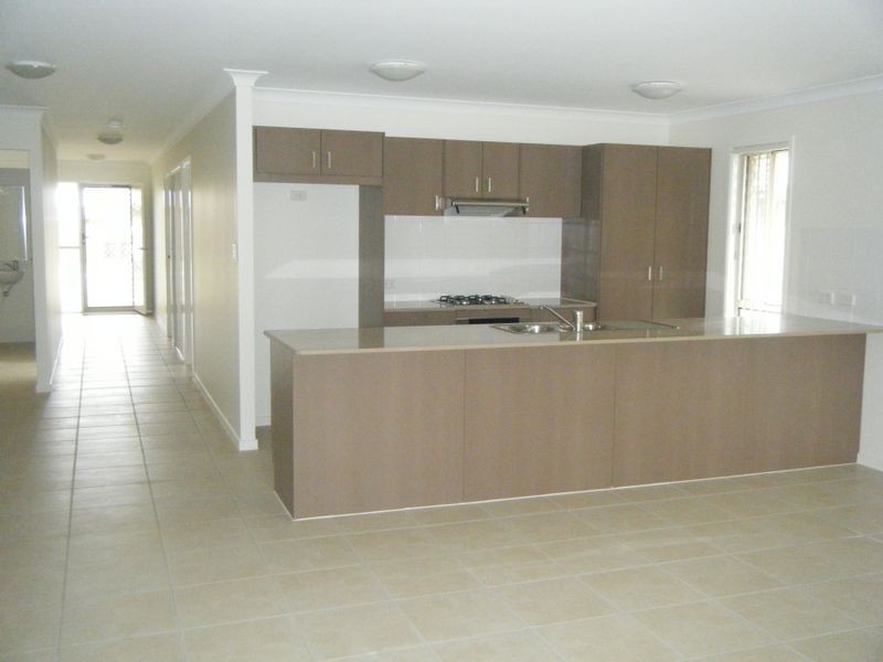 21 Dongarra Cst, Gracemere QLD 4702