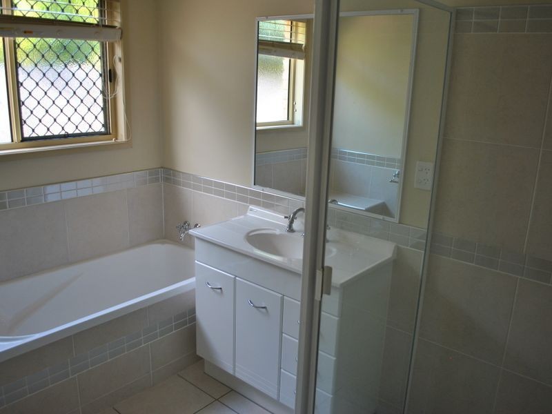 2 Seifert Drive, Frenchville QLD 4701