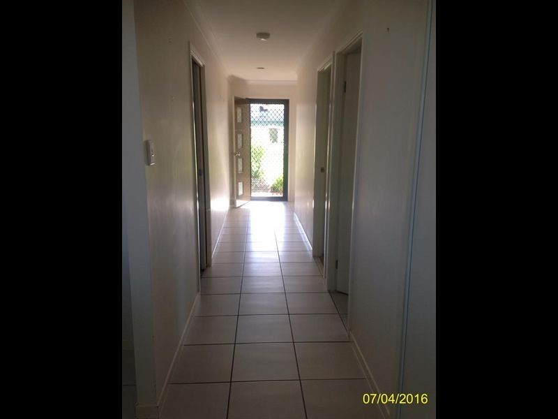 8 Viney Street, Gracemere QLD 4702