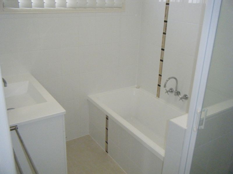 10 Kate Street, Gracemere QLD 4702