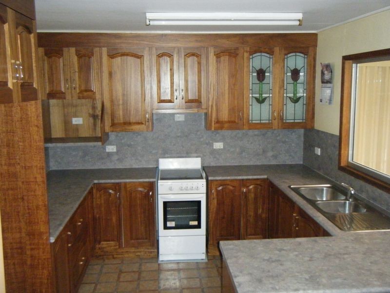 106 Park Street, Park Avenue QLD 4701