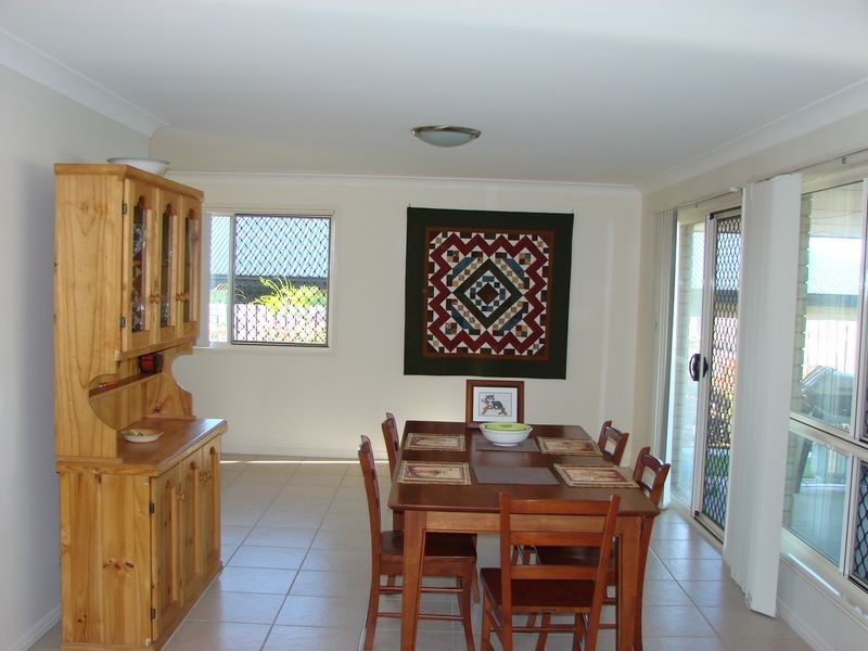33 Joseph Street, Gracemere QLD 4702