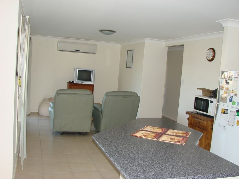 33 Joseph Street, Gracemere QLD 4702
