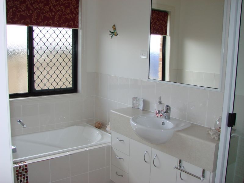 26 Conway Ct, Gracemere QLD 4702