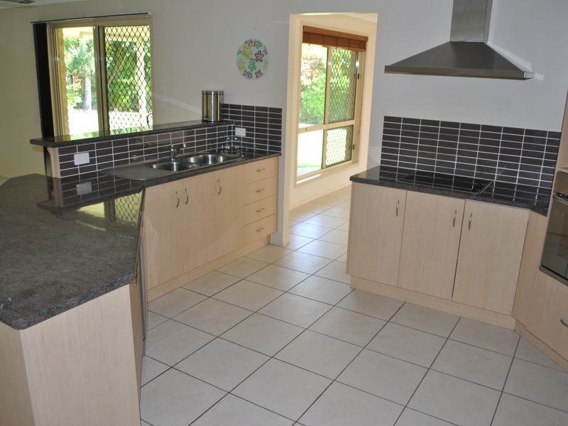 2 Seifert Drive, Frenchville QLD 4701