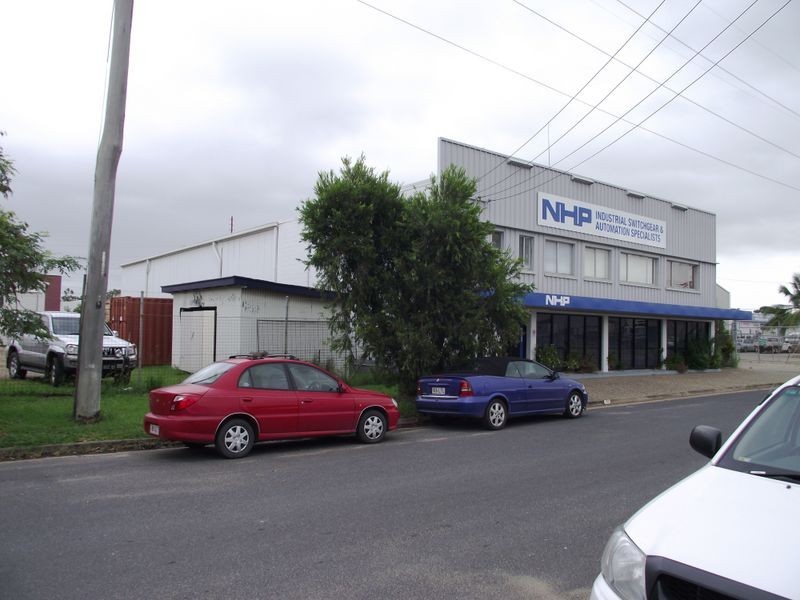 14 Robison Street, Park Avenue QLD 4701