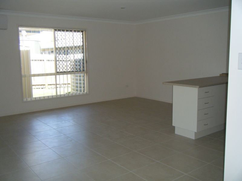 12 John Oxley Drive, Gracemere QLD 4702