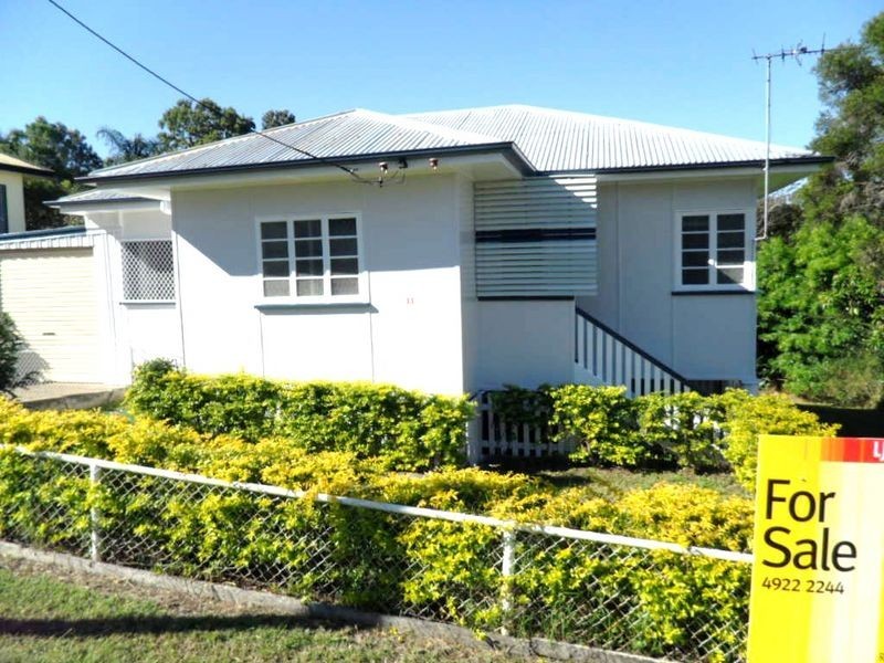 11 Normanby Terrace, The Range QLD 4700