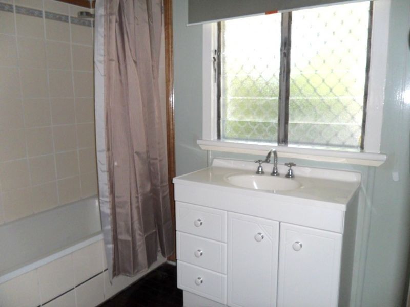 11 Normanby Terrace, The Range QLD 4700