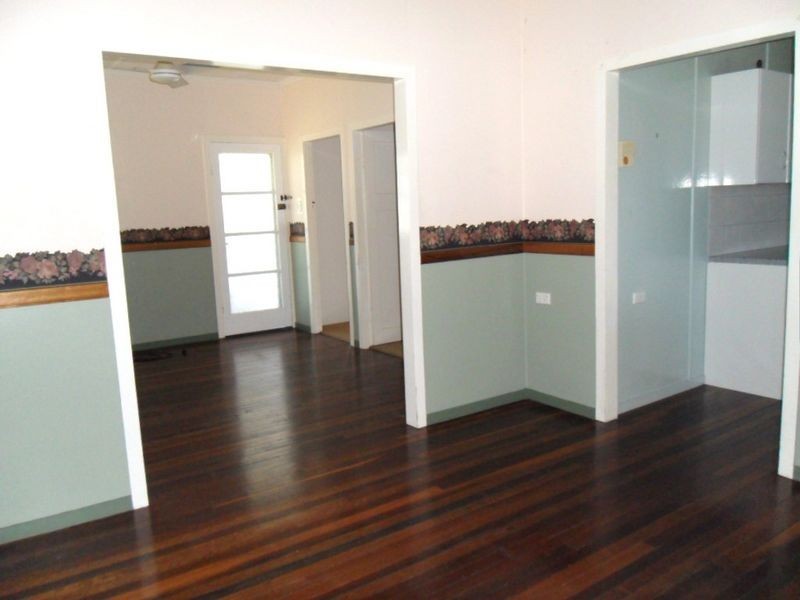 11 Normanby Terrace, The Range QLD 4700