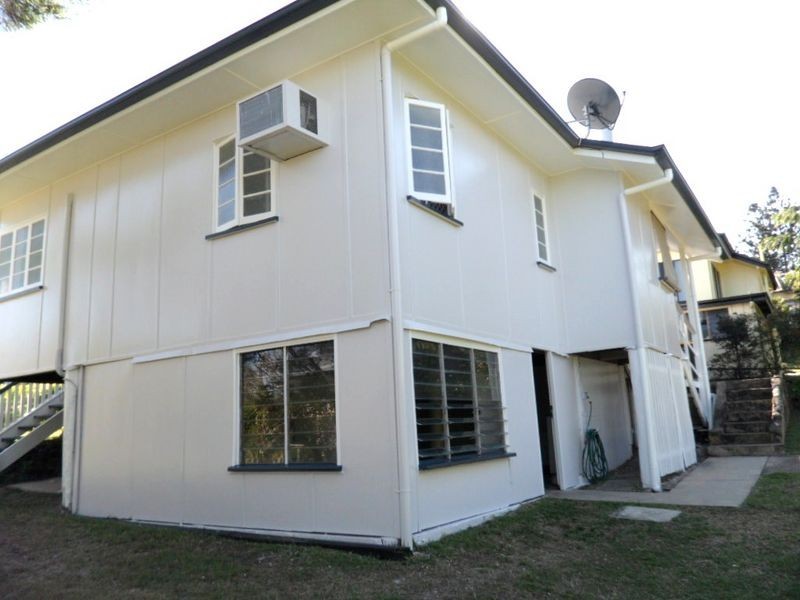 11 Normanby Terrace, The Range QLD 4700