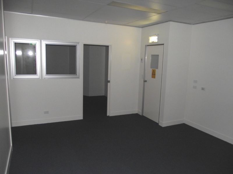 8 & 10/49 Bolsover Street, Rockhampton City QLD 4700