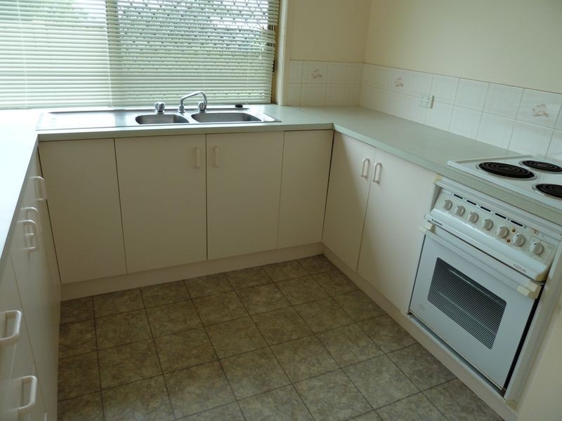3 Roy Place, Gracemere QLD 4702