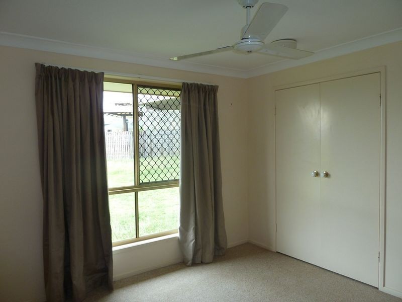 3 Roy Place, Gracemere QLD 4702