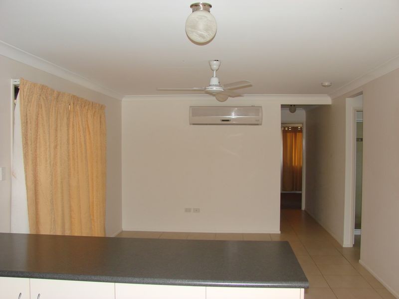 4 Cockatoo Ct, Gracemere QLD 4702