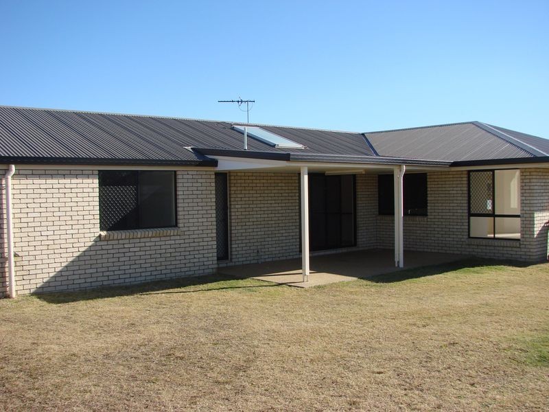 4 Cockatoo Ct, Gracemere QLD 4702