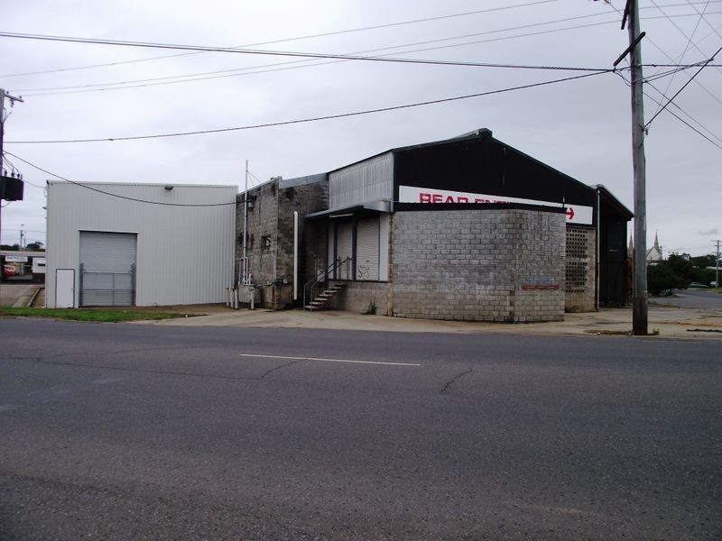 1/206 West Street, Allenstown QLD 4700