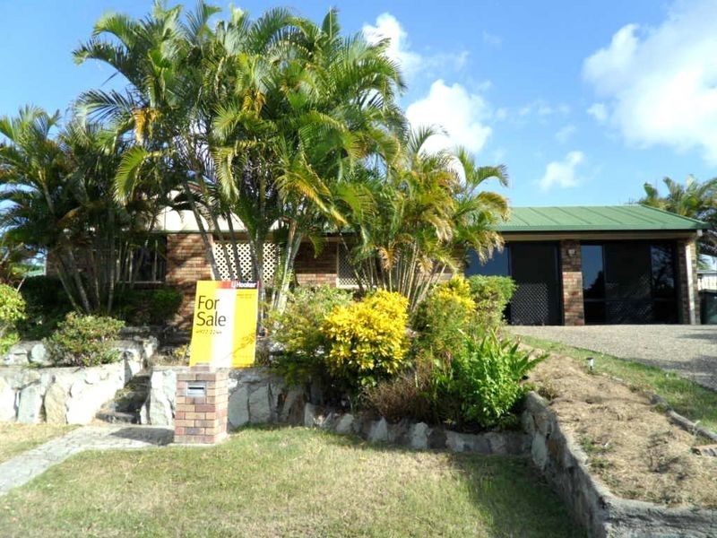 4 Waratah Place, Kawana QLD 4701
