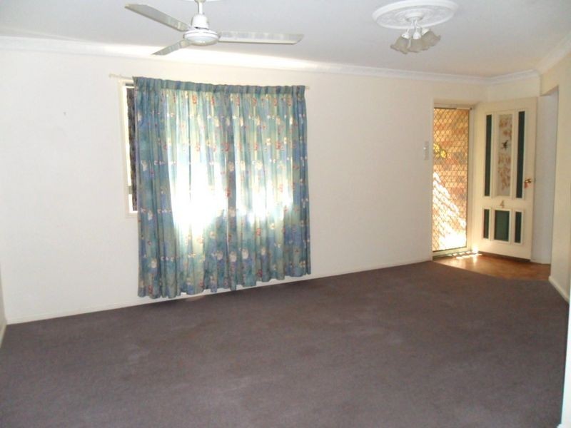 4 Waratah Place, Kawana QLD 4701