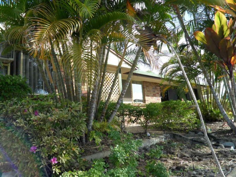4 Waratah Place, Kawana QLD 4701