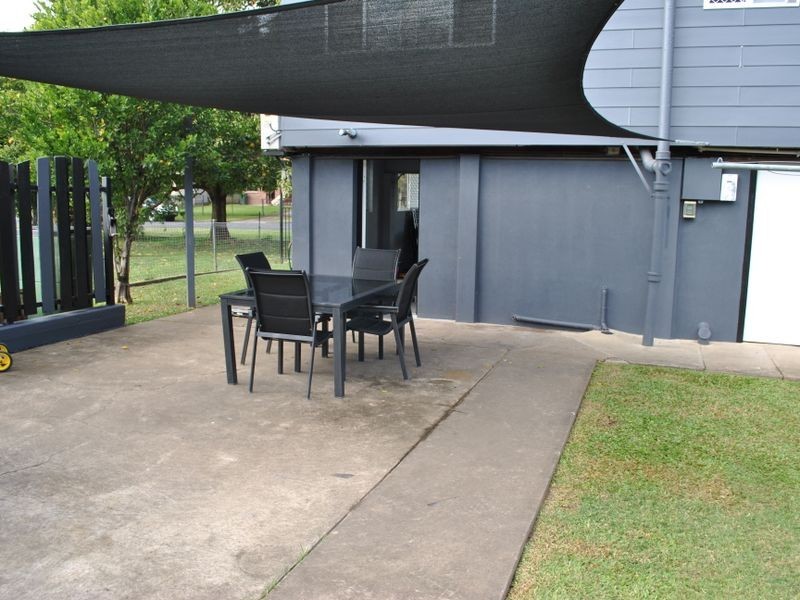 29 Wackford Street, Park Avenue QLD 4701