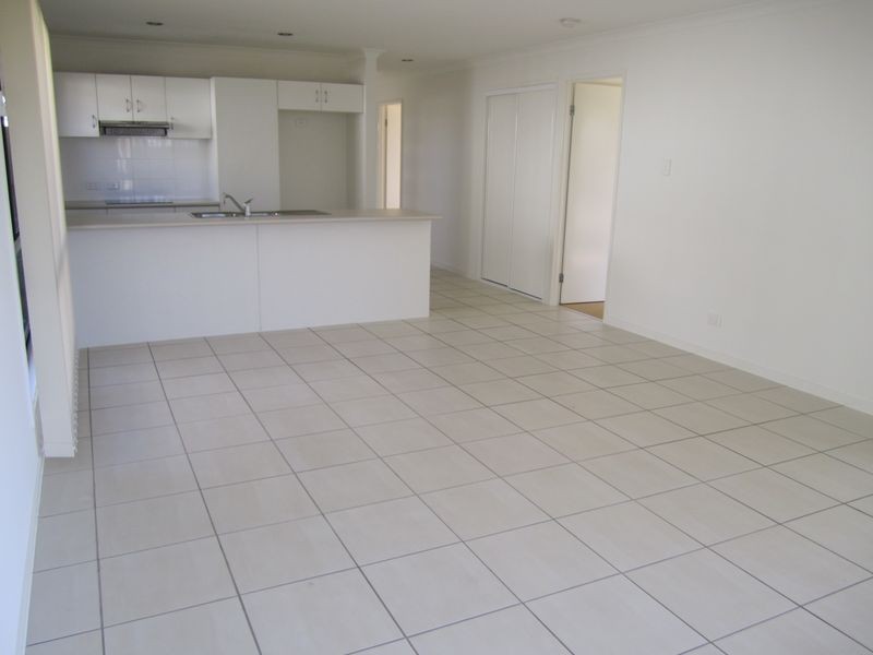 4 Maria Court, Gracemere QLD 4702