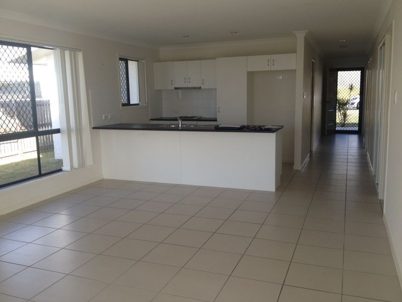 10 Angela Court, Gracemere QLD 4702