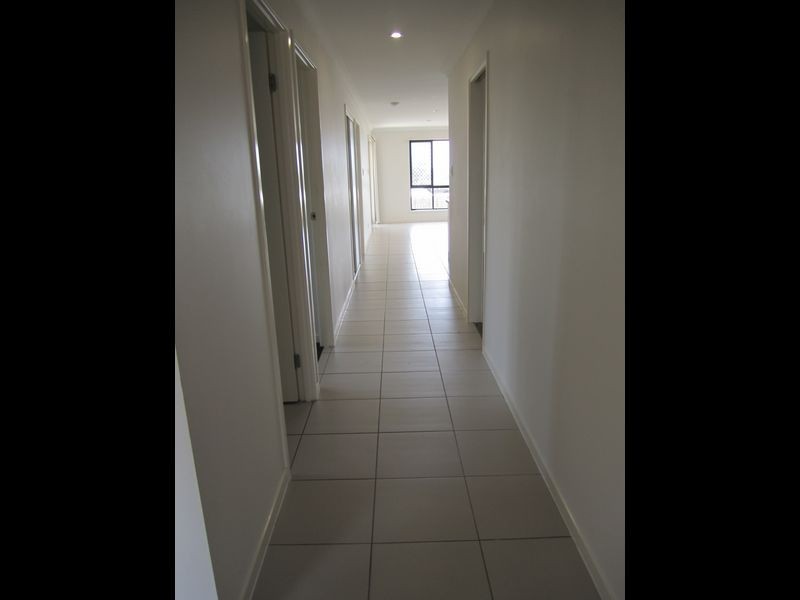 10 Angela Court, Gracemere QLD 4702