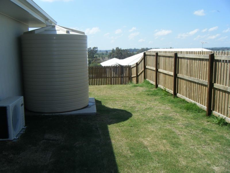 10 Angela Court, Gracemere QLD 4702