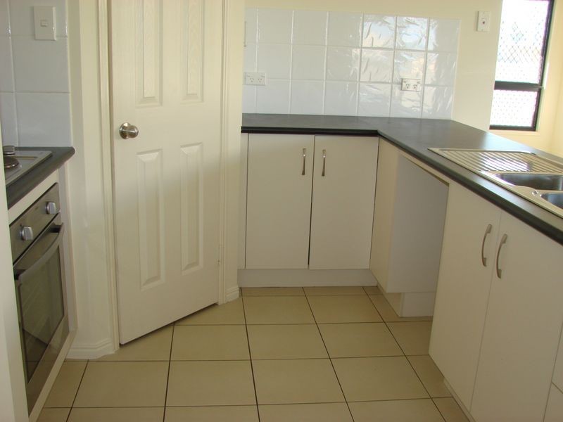 16 Annie Close, Gracemere QLD 4702