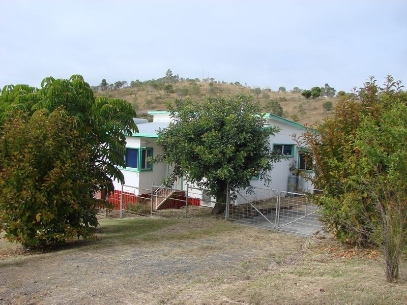 52 Gordon Street, Mount Morgan QLD 4714