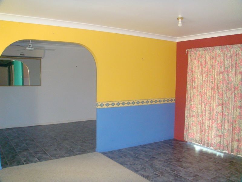 13 Rosewood Avenue, Gracemere QLD 4702