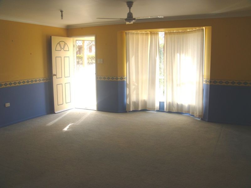 13 Rosewood Avenue, Gracemere QLD 4702