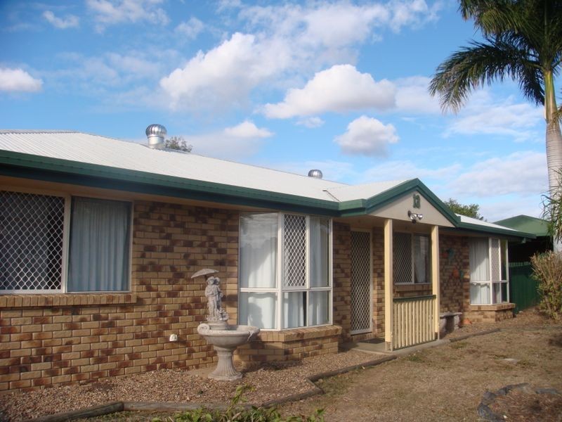 13 Rosewood Avenue, Gracemere QLD 4702