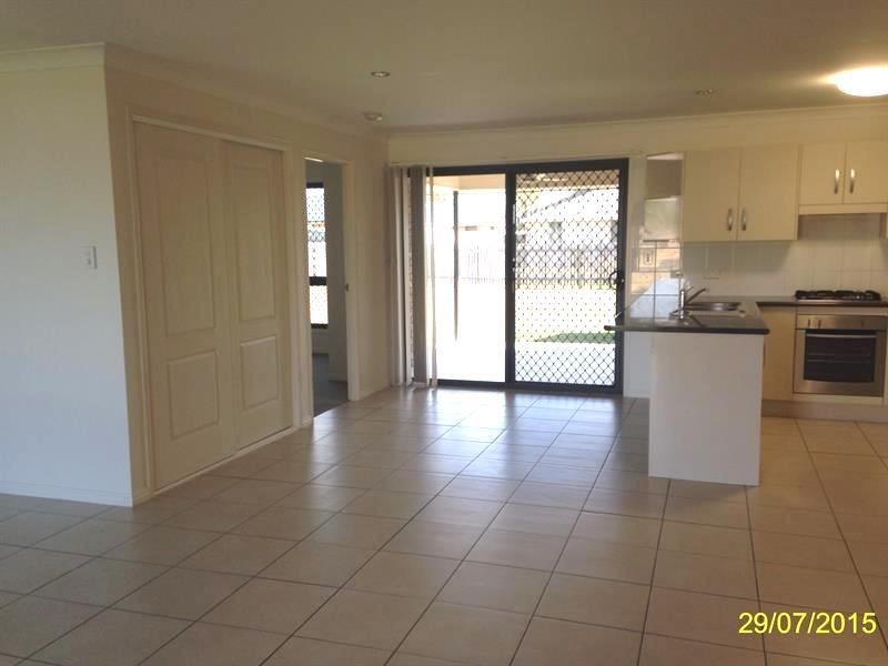 12 Owen Avenue, Gracemere QLD 4702