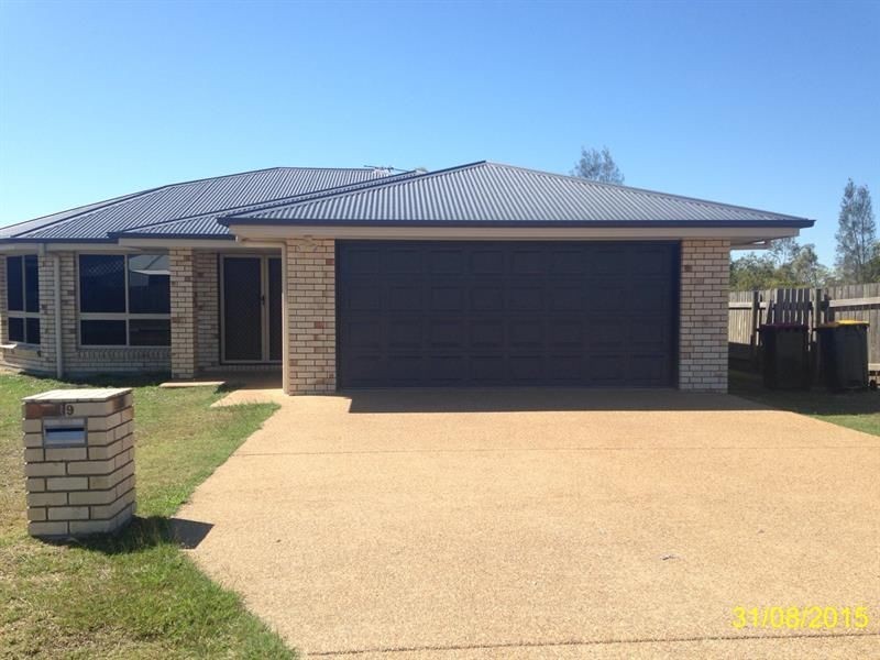 19 Tippett Crescent, Gracemere QLD 4702