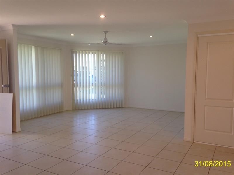 19 Tippett Crescent, Gracemere QLD 4702