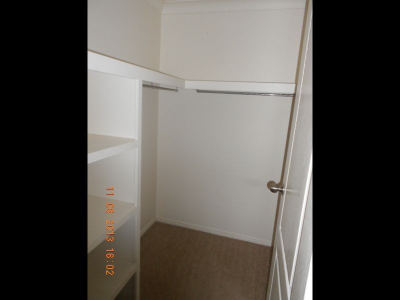 19 Tippett Crescent, Gracemere QLD 4702