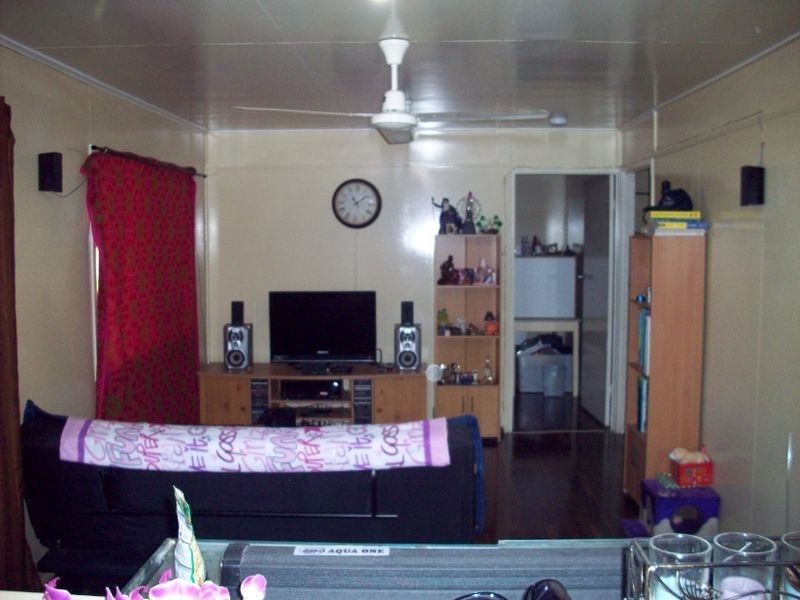 281 Pattemore Street, Kawana QLD 4701