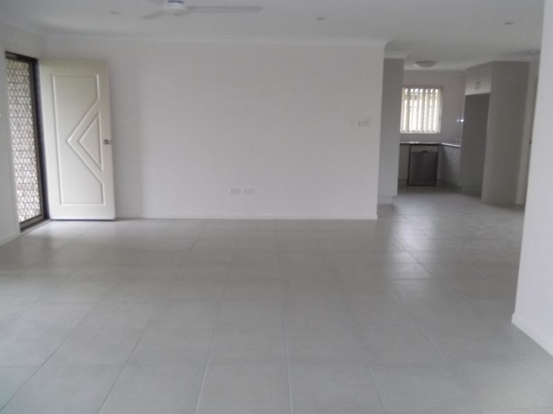 19 Justin Street, Gracemere QLD 4702