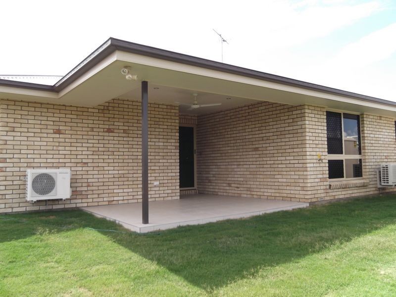 12 Violet Drive, Gracemere QLD 4702