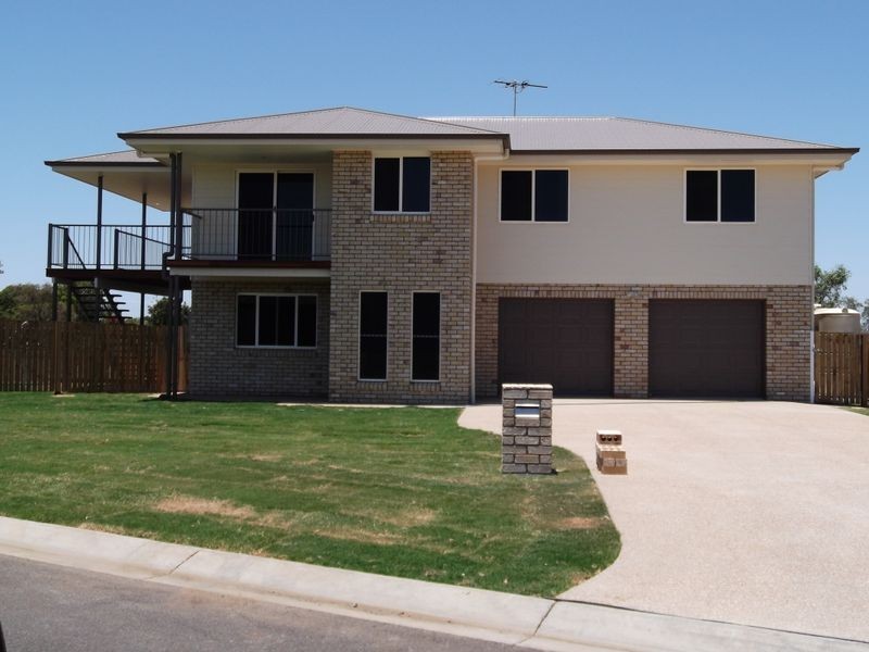11 Tippett Crescent, Gracemere QLD 4702