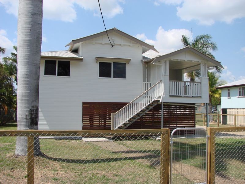 28 Thackeray Street, Park Avenue QLD 4701