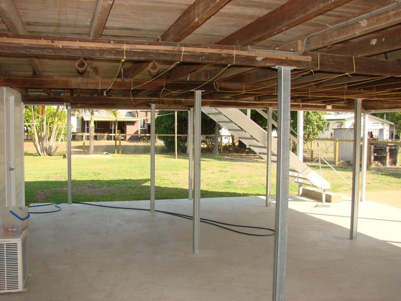 28 Thackeray Street, Park Avenue QLD 4701