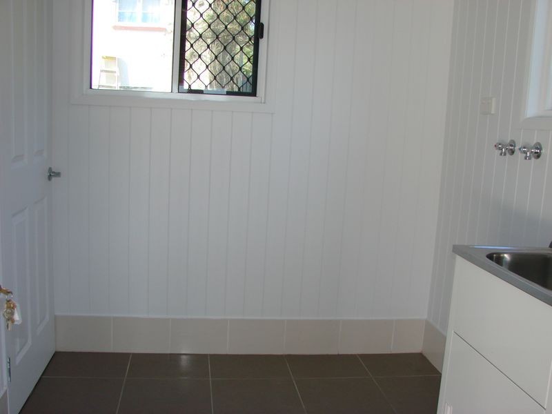 28 Thackeray Street, Park Avenue QLD 4701