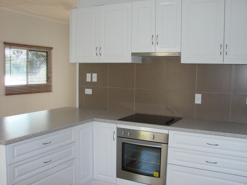 28 Thackeray Street, Park Avenue QLD 4701