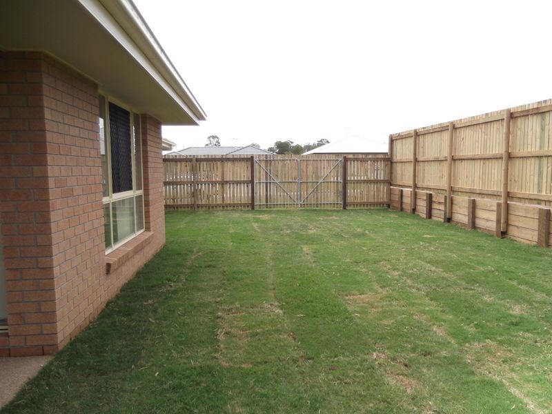 9 Justin Street, Gracemere QLD 4702